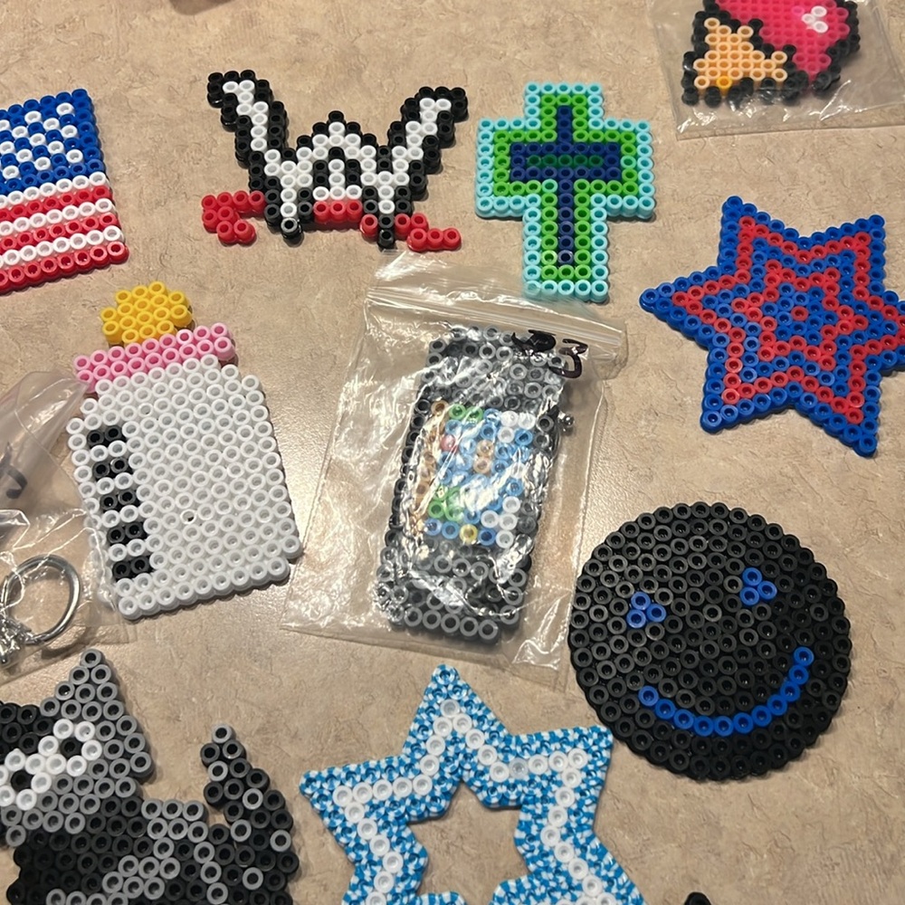 Keychain/Magnets - Picture 5 of 5